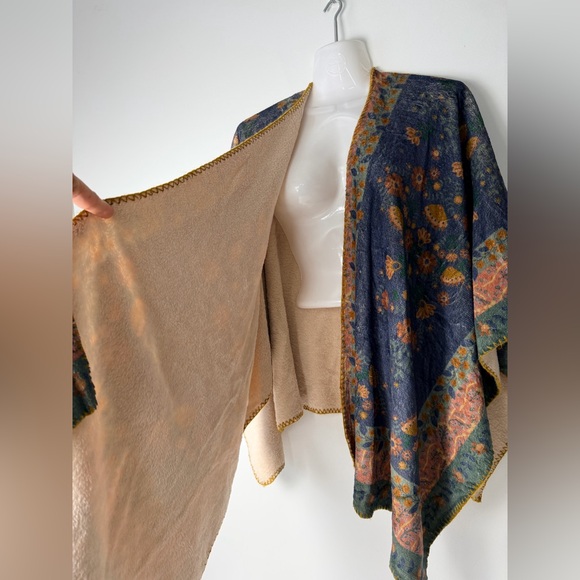 Natural Life 2-in-1 Cozy Shawl Scarf Warm Fuzzy Blue Green Floral One size - Picture 9 of 10